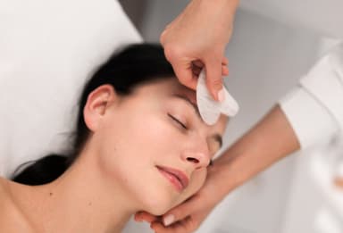 Guasha Facial Masage 3